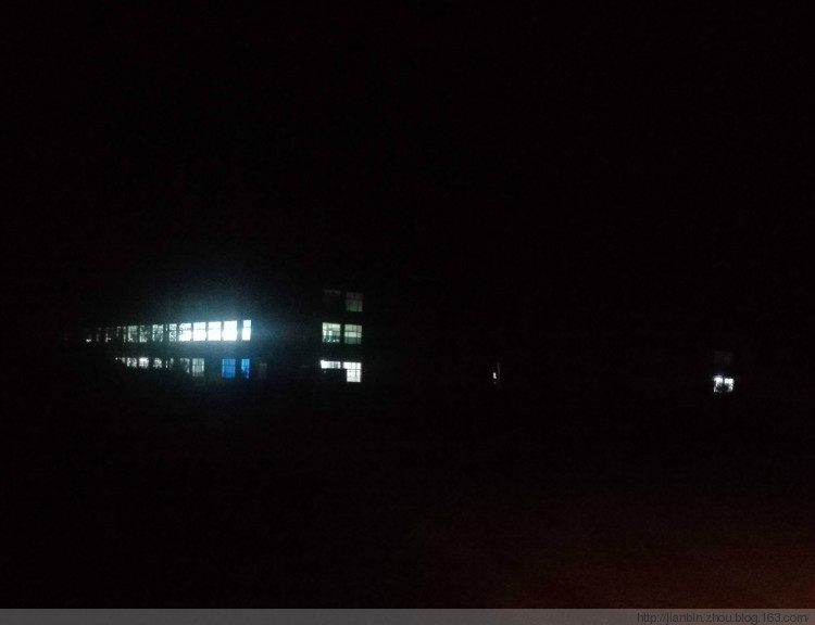 夜以继日 - 泊山客 - 欢欢家庭博客