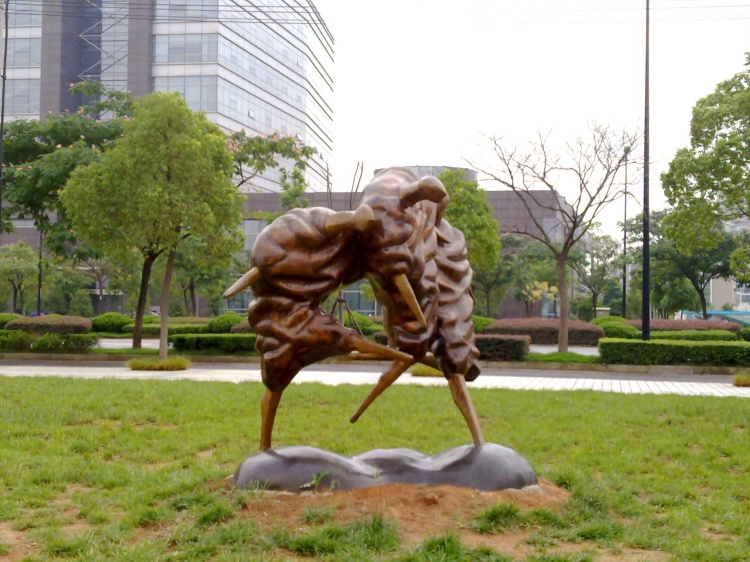 翠湖公园的铜雕 - 顺其自然 - 欢欢家庭博客 翠湖公园的铜雕 - 顺其自然 - 欢欢家庭博客